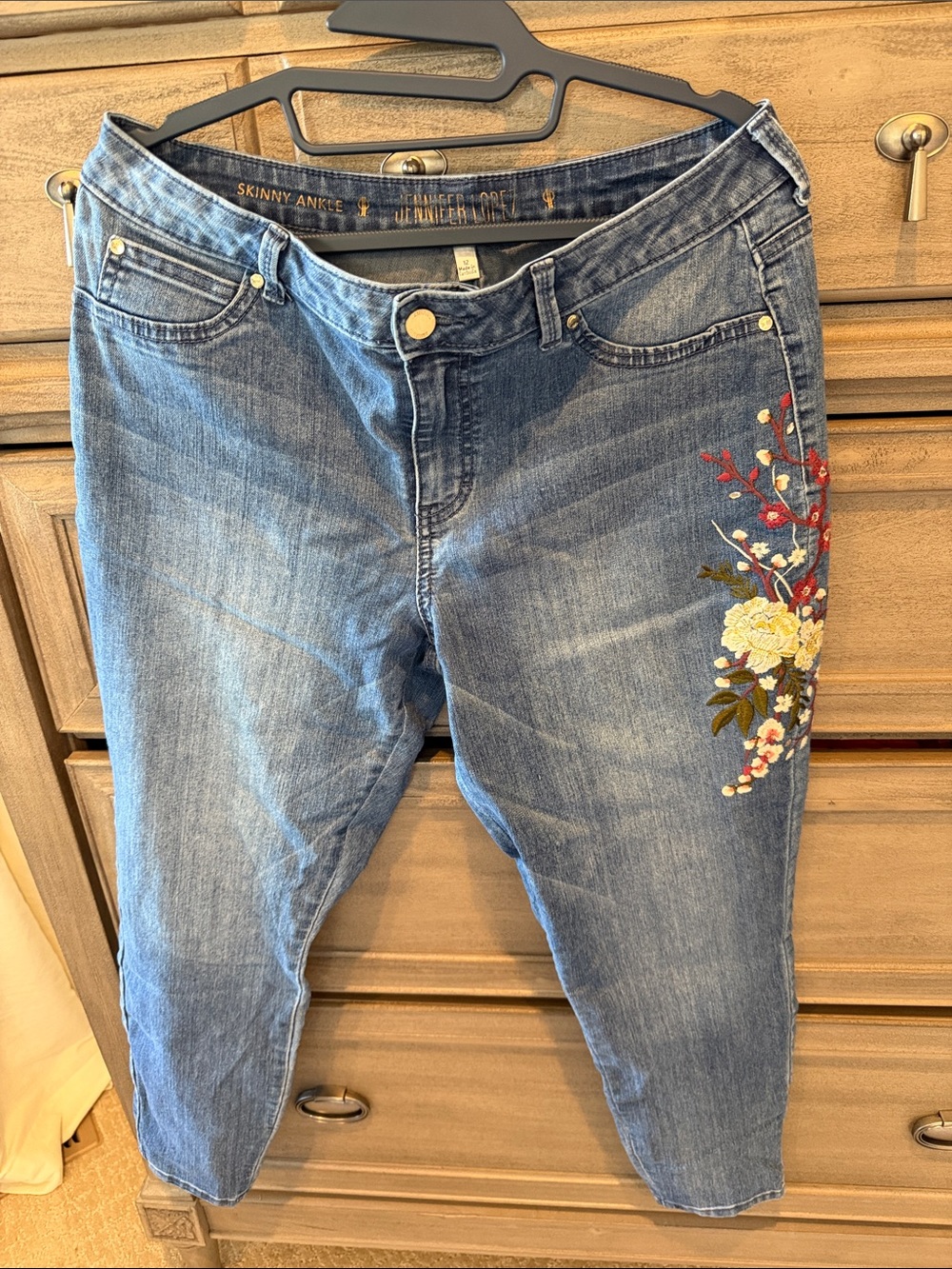 Jennifer Lopez Blue Skinny Ankle Jeans with Floral Embroidery